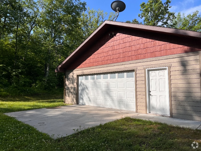 Building Photo - 18747 Jermark Rd
