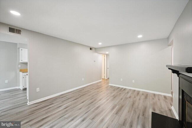 Building Photo - 20212 Shipley Terrace