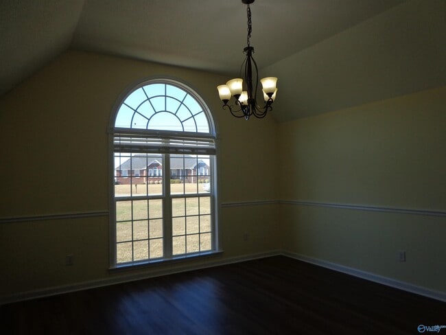 Building Photo - 205 Darsey Ct