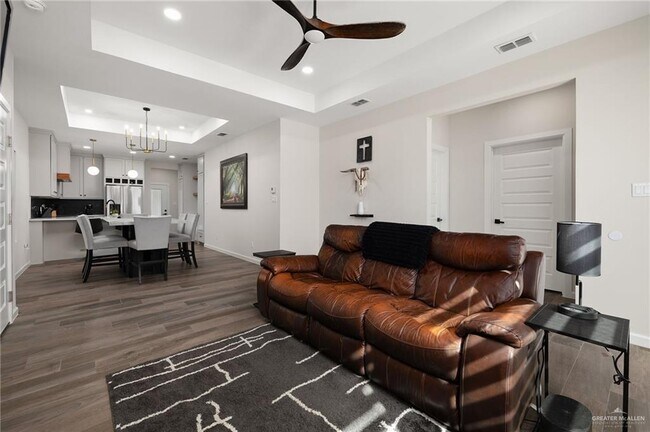 Foto del edificio - 16 Diamond Head Ave