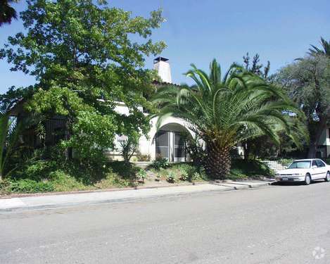 Building Photo - 2310-2334 Tampa Ave