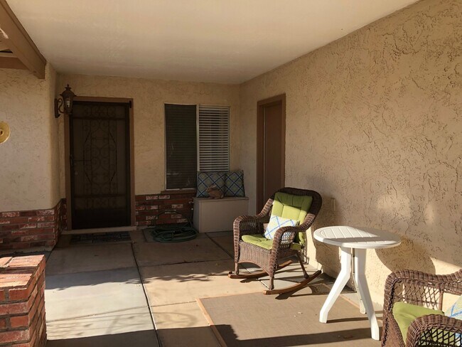 Building Photo - Lovely Home in 45+ Active Adult Resort Com...