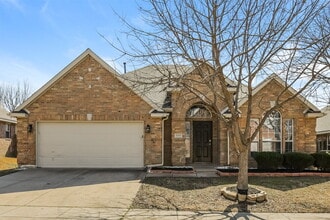 Building Photo - 5344 Elmdale Dr