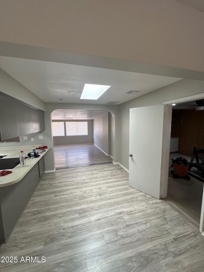 Foto del edificio - 1038 E Hondo Ave