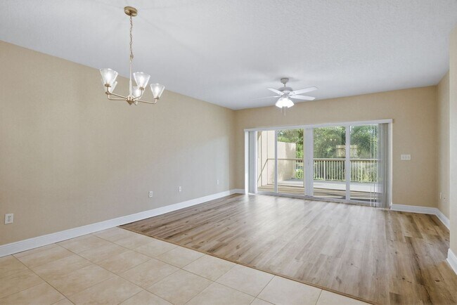 Foto del edificio - 960 Starkey Rd