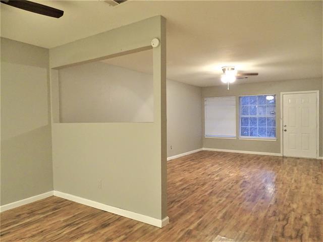 Foto del edificio - 4338 Forest Point Dr