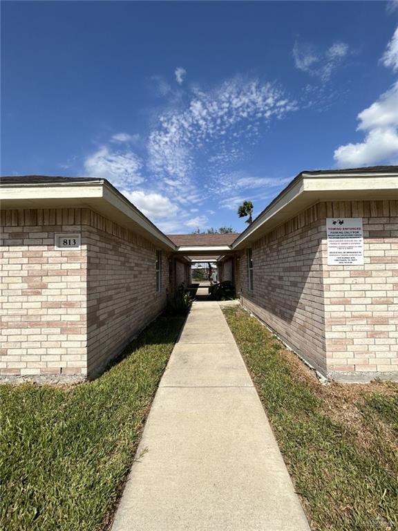 Foto del edificio - 913 E Daffodil Ave