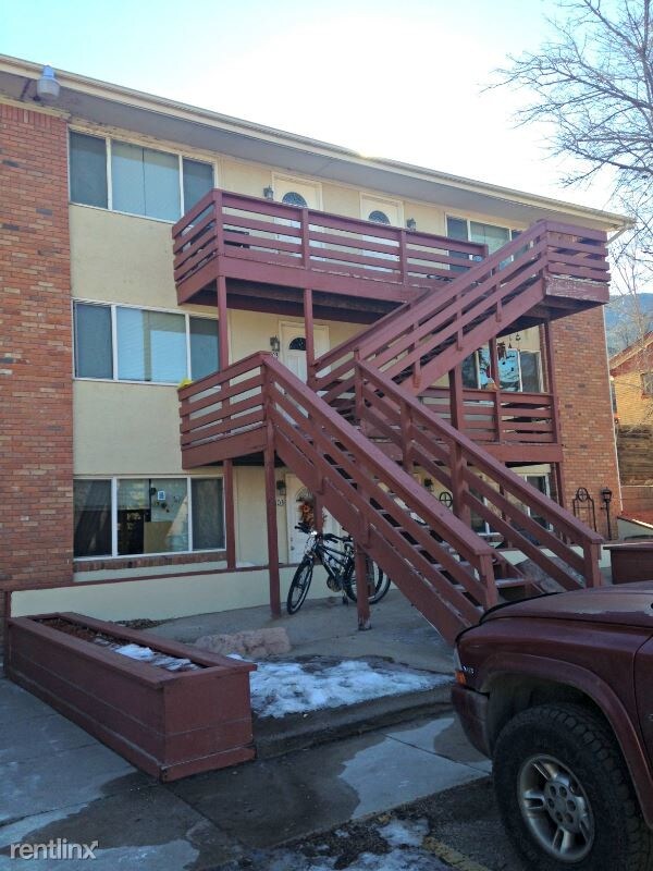 Building Photo - 423 E Fountain Pl