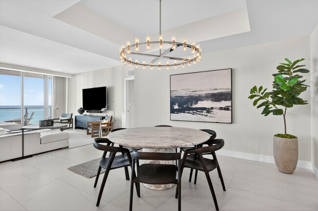 Foto del edificio - 3100 N Ocean Dr