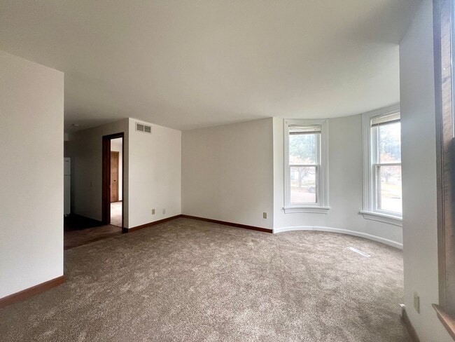 Building Photo - Shaolin Property 605 LLC (SHA605)
