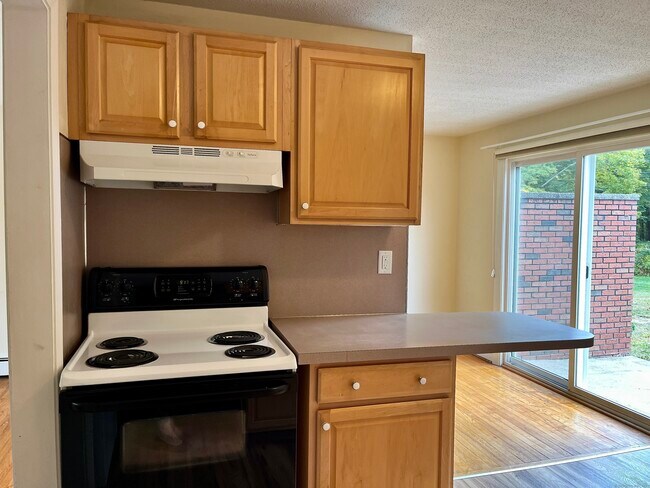 Foto del edificio - 616 Norwich Ave