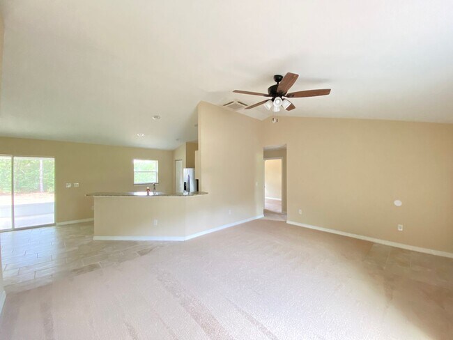 Foto del edificio - 6110 SW 154th Lane Rd