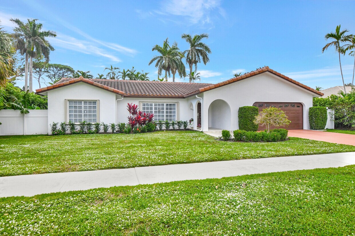 Foto principal - 510 Silver Ln