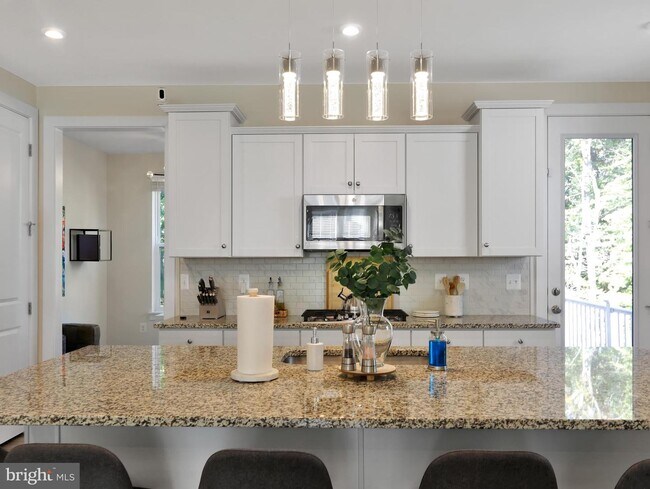 Foto del edificio - 2550 Buckthorn Dr