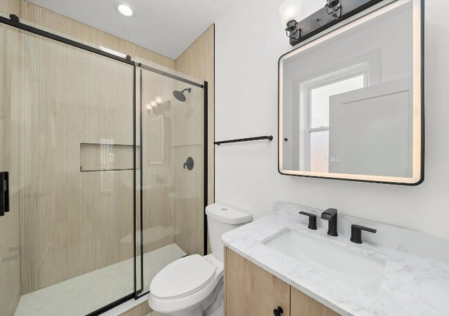 Foto del edificio - 2700 W Jackson Blvd