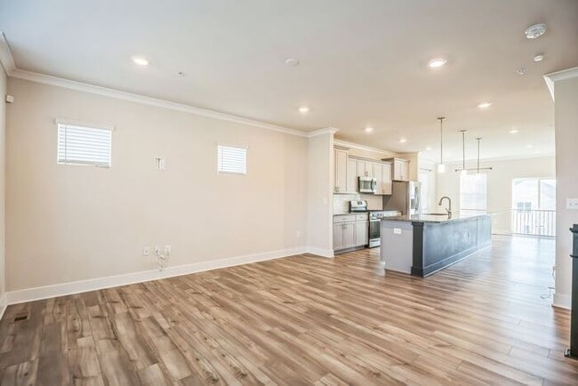 Building Photo - 5976 Kate Chopin Pl