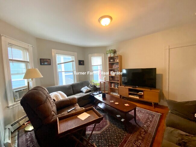 Building Photo - 171 Rindge Ave