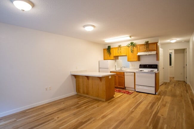 Building Photo - FREE RENT: Renovated St Johns-1Bdr w/Modern Appliances + Washer/Dryer!