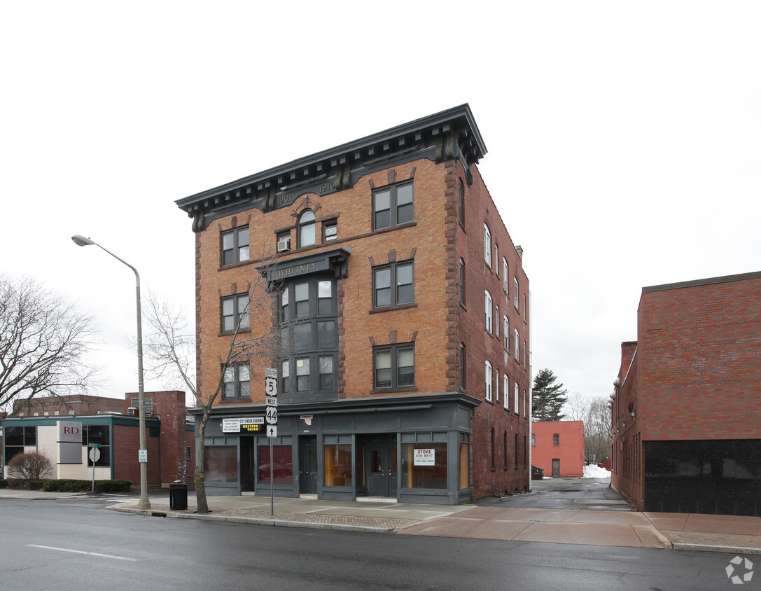 Building Photo - 1123-1127 Main St