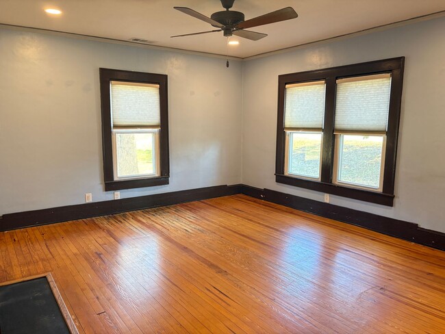 Foto del edificio - 2 Bedroom, 1 Bathroom House in Greensboro!