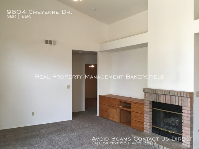 Building Photo - 9804 Cheyenne Dr