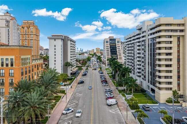 Foto del edificio - 600 Biltmore Way