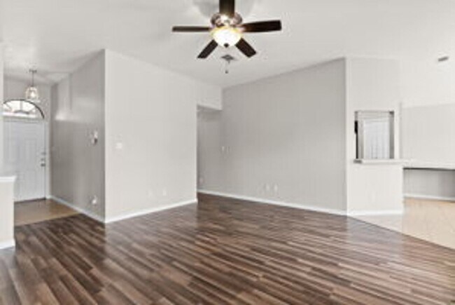 Building Photo - 4801 Norton Dr