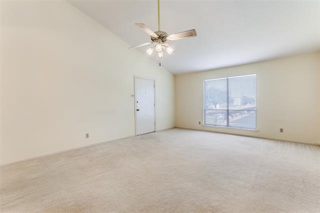 Foto del edificio - 11334 Park Central Pl