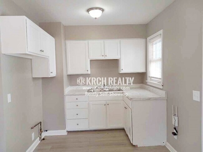 Foto del edificio - Cute 3-Bed 2-Bath Home in South Toledo