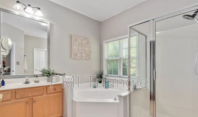 Foto del edificio - 2111 Baycourt Trail