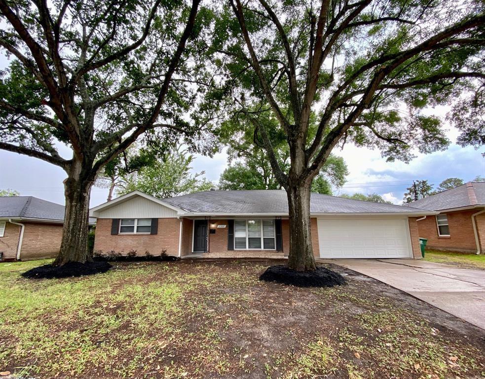 11526 Mullins Dr, Houston, TX 77035 House Rental in Houston, TX