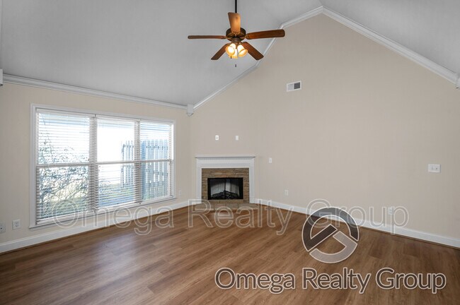 Building Photo - 1077 Emerald Ridge Dr