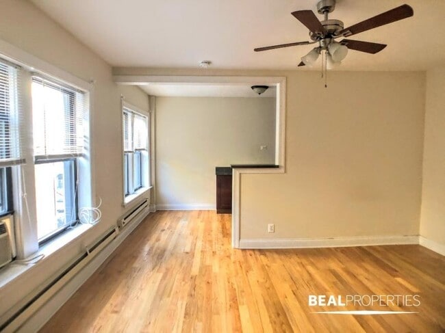 Photo - 0 bedroom in CHICAGO IL 60657 Apartment