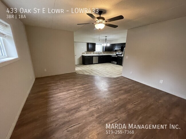 Photo du bâtiment - SPACIOUS 3 BED/1BATH UNIT IN LEAMINGTON +HYDRO, WATER & GAS!