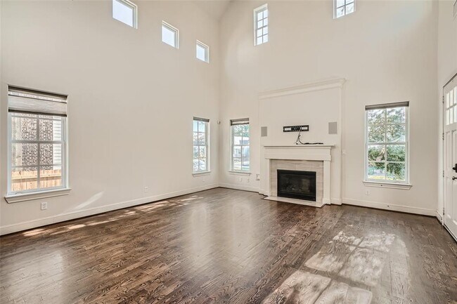Foto del edificio - 1513 Lawson St