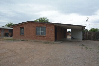 Building Photo - 2761 N Haskell Dr
