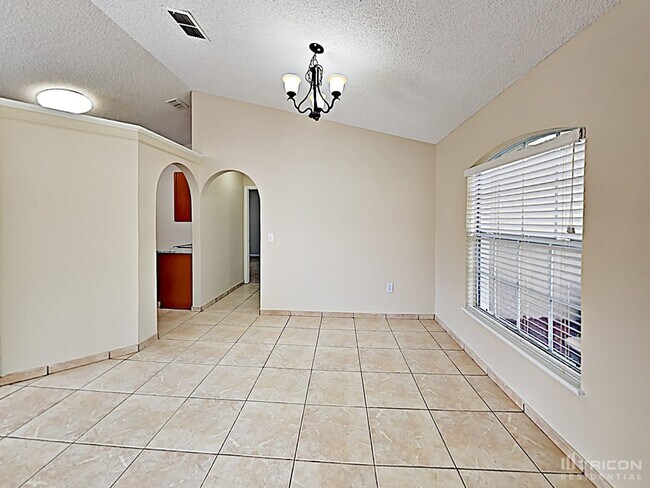 Building Photo - 1812 Wood Violet Drive Orlando FL