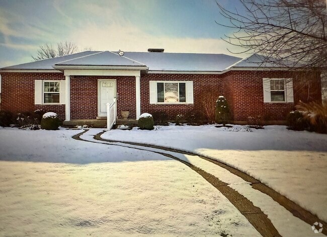 Building Photo - 52 Faren Dr