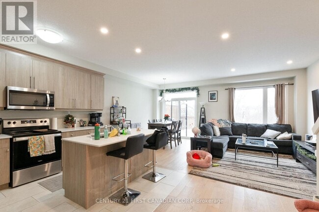 Photo du bâtiment - 177 Edgevalley Rd