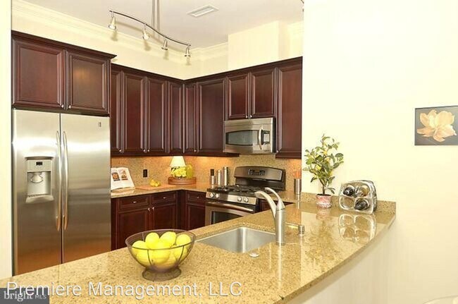Foto del edificio - 2 br, 2 bath House - 1210 R St. NW #202