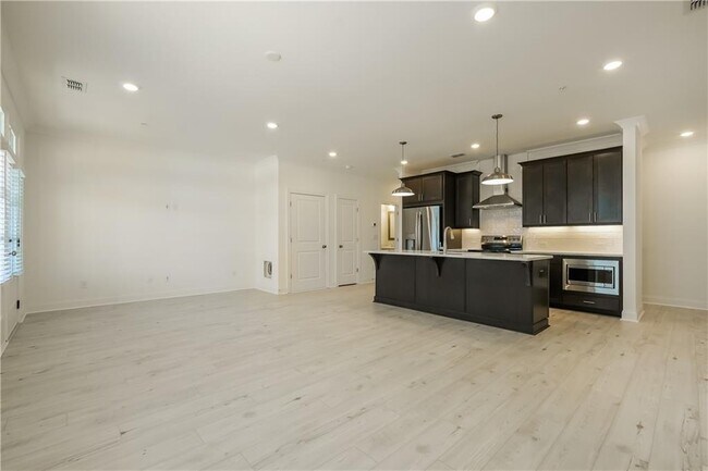 Foto del edificio - 514 Alice Wy