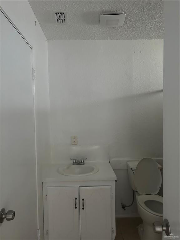 Foto del edificio - 801 W 24th St