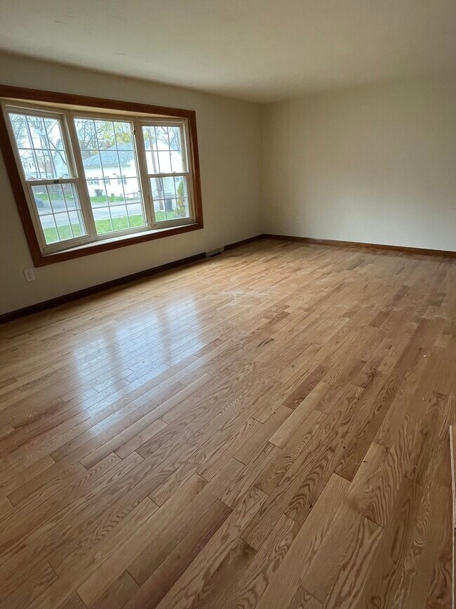 83 Emmet St, Brockton, MA 02302 Townhome Rentals in Brockton MA