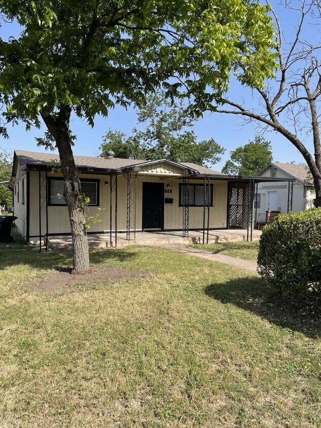 Foto principal - Move in Ready - S. 53rd St Temple Texas
