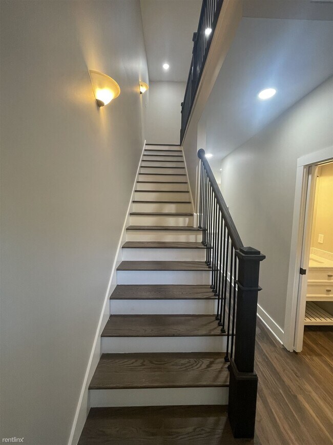 Foto del edificio - 3 br, 2.5 bath Townhome - 115 Haley Drive