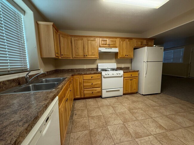 Foto del edificio - 460 Center St