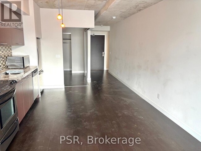 Building Photo - 55 Stewart St