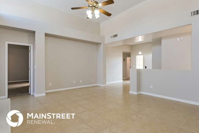 Foto del edificio - 1019 N Sonoita Ave