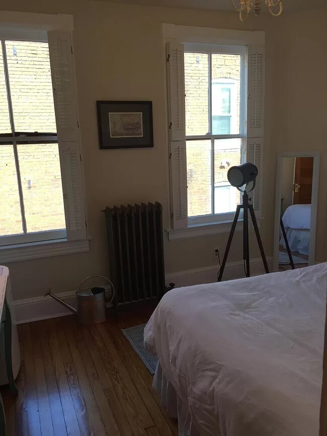 Foto del edificio - 402 4th St NE