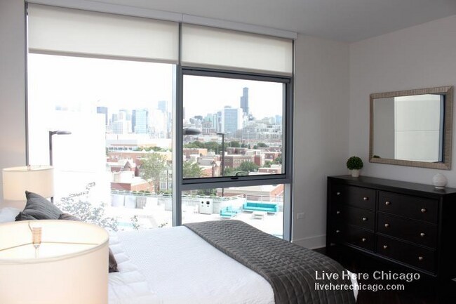 Foto del edificio - 1457 N Halsted St